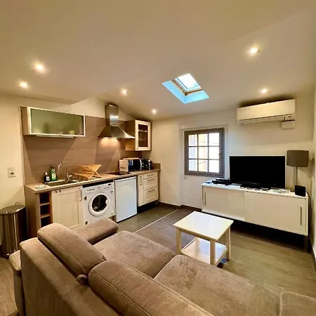 דירה Superbe 2p Mezzanine Au Coeur Du Vieil